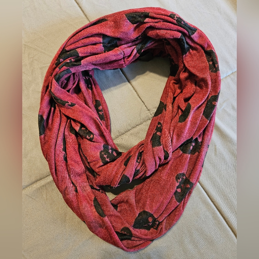 Steve Madden Infinity Scarf